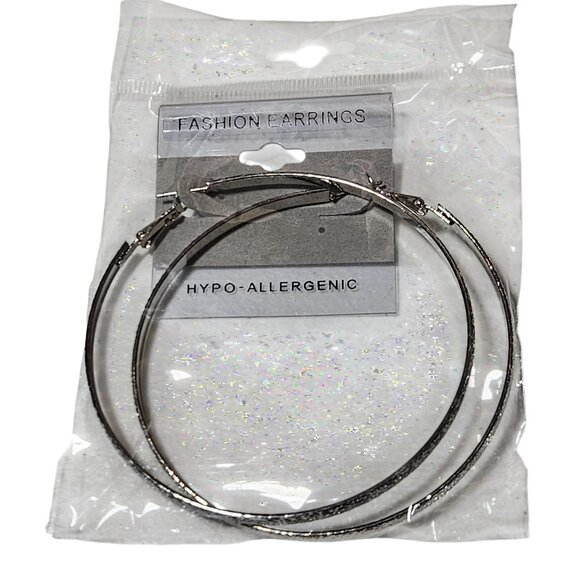 Statement Silver Tone Textured Hoop Fashion Earrings Hypo-Allergenic Fashion - Picture 1 of 4